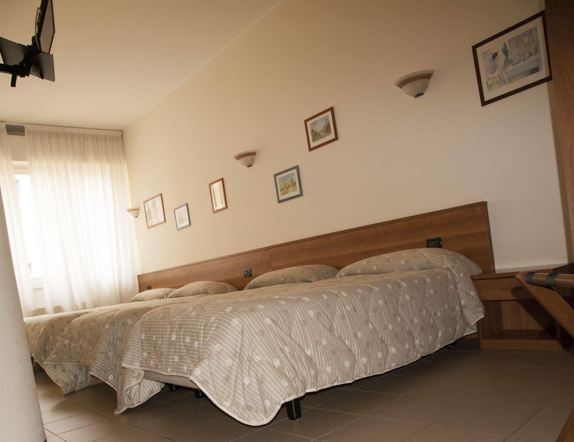 Hotel Marinoni Lomazzo Exteriér fotografie