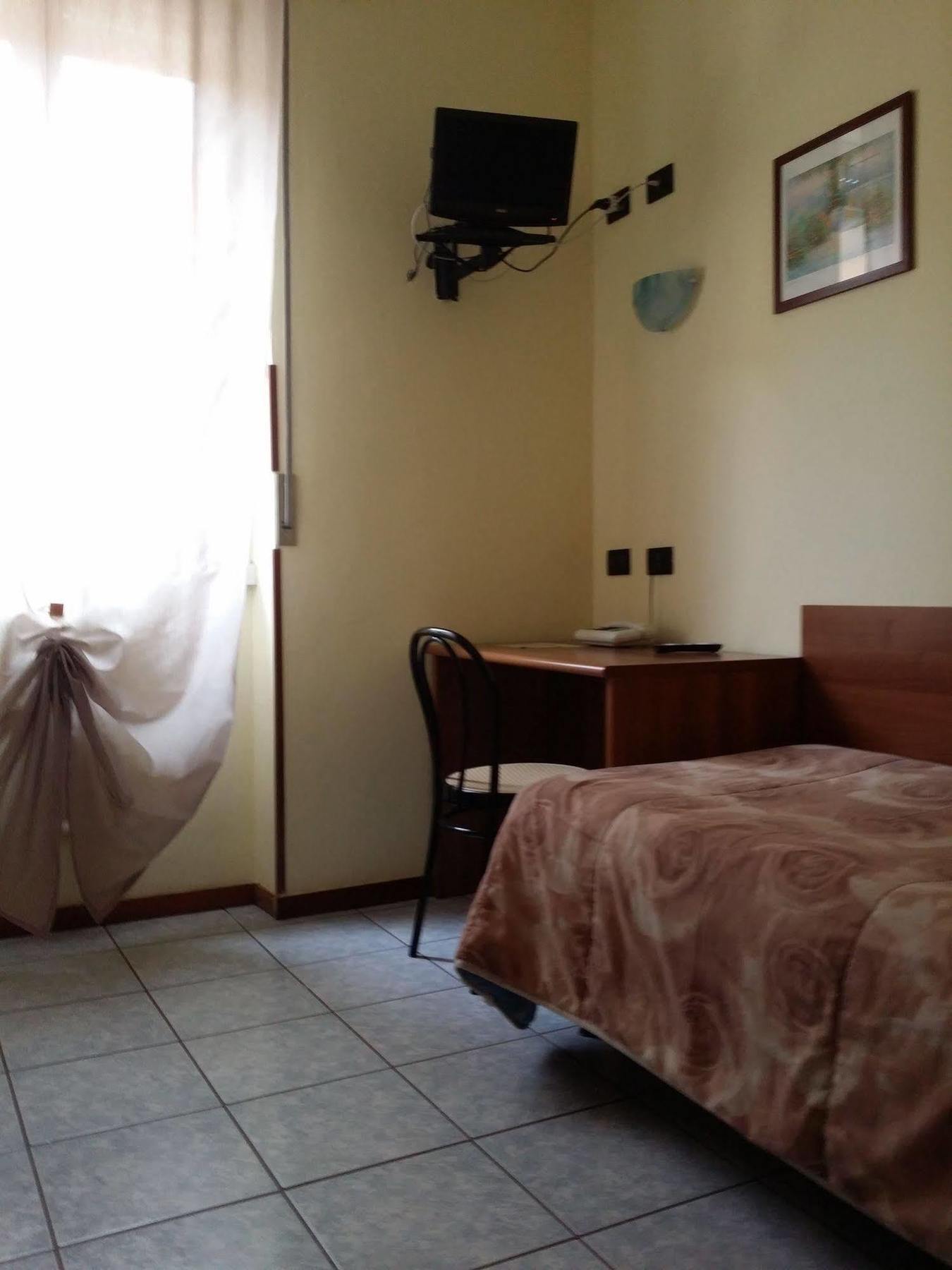 Hotel Marinoni Lomazzo Exteriér fotografie