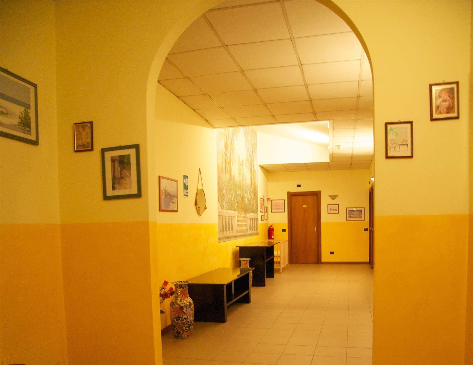 Hotel Marinoni Lomazzo Exteriér fotografie